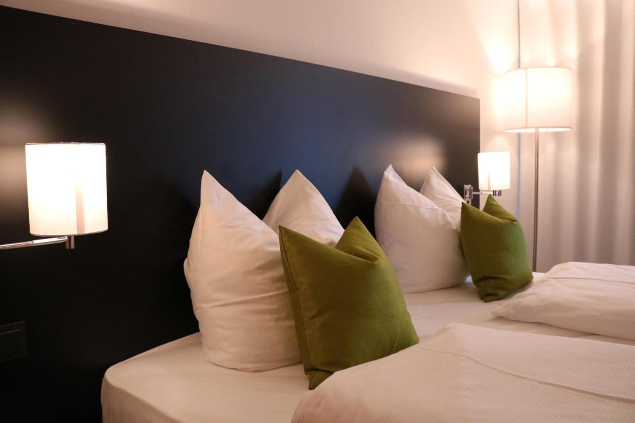 Me Hotel By Wmm Hotels Meitingen Exterior foto